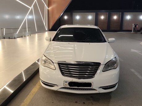 Chrysler 200