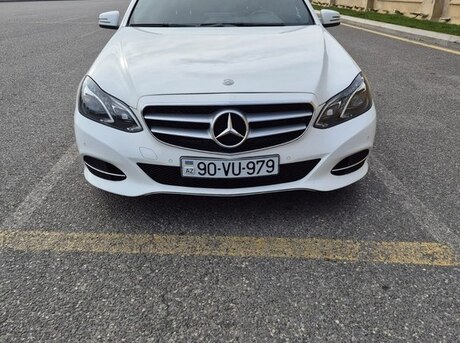 Mercedes E 220
