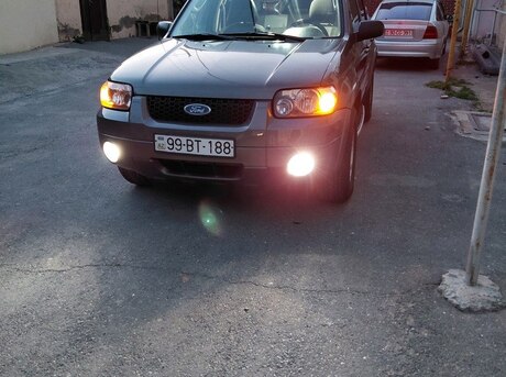 Ford Escape