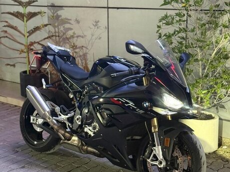 BMW S 1000 RR