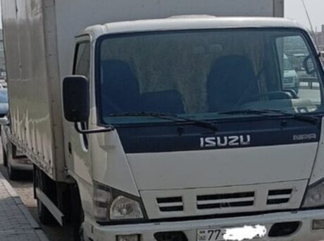 Isuzu NPR 66 P