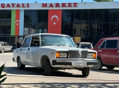 LADA (VAZ) 2107