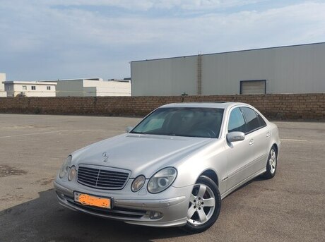 Mercedes E 270