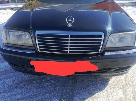 Mercedes C 200