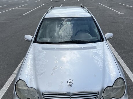 Mercedes C 220