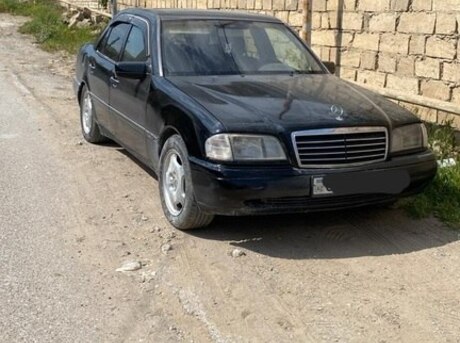 Mercedes C 180