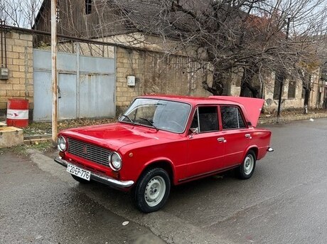 LADA (VAZ) 21011