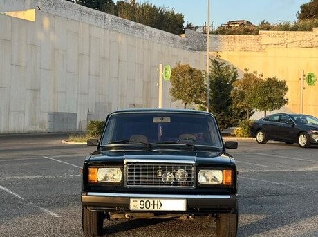 LADA (VAZ) 2107