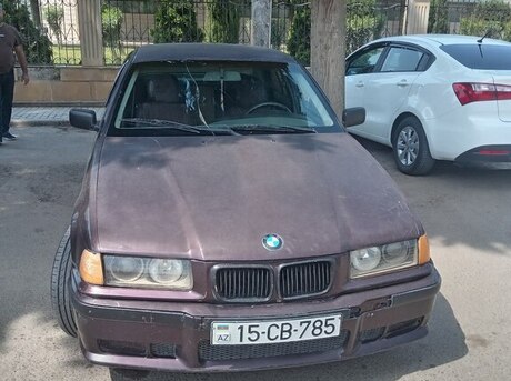 BMW 318
