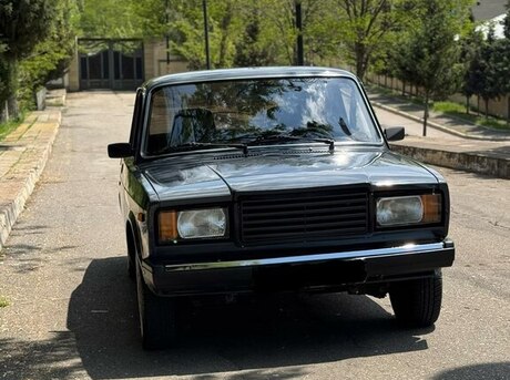 LADA (VAZ) 2107