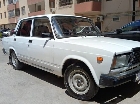 LADA (VAZ) 2107