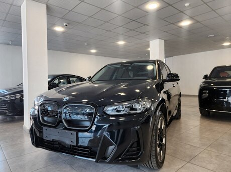 BMW iX3