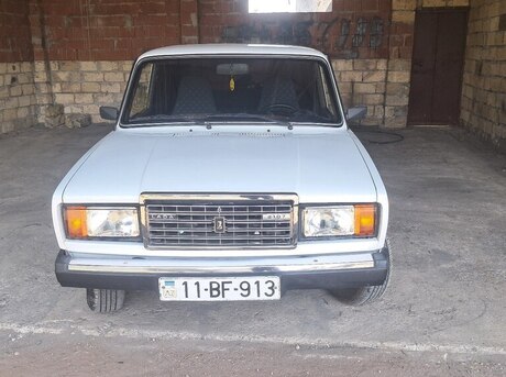 LADA (VAZ) 2107