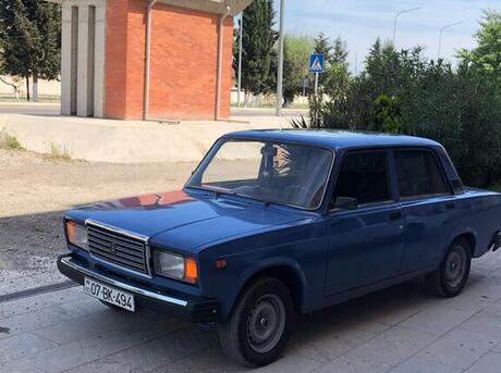 LADA (VAZ) 2107