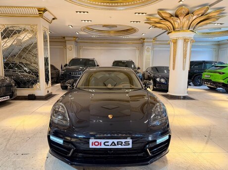 Porsche Panamera GTS