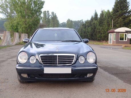 Mercedes E 270