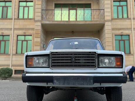 LADA (VAZ) 2107