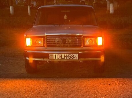 LADA (VAZ) 2107