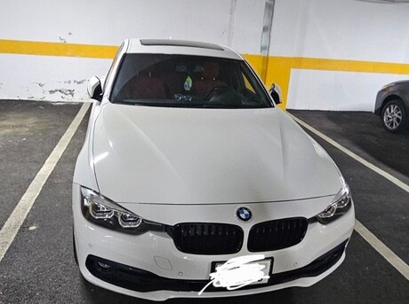 BMW 330