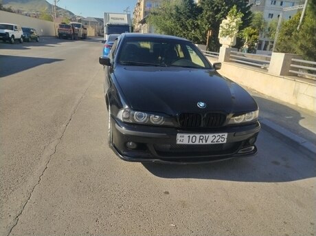 BMW 523