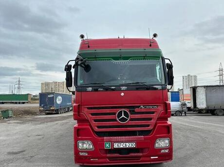 Mercedes Actros 1841