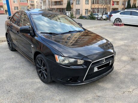 Mitsubishi Lancer