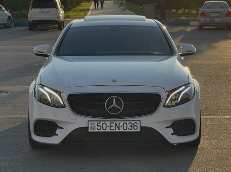 Mercedes E 300