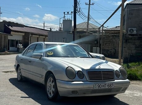 Mercedes E 280