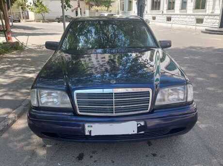 Mercedes C 180