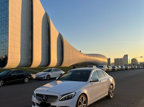Mercedes C 300