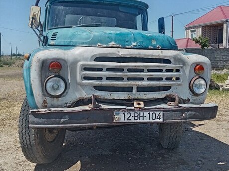 ZIL 130