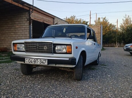 LADA (VAZ) 2107