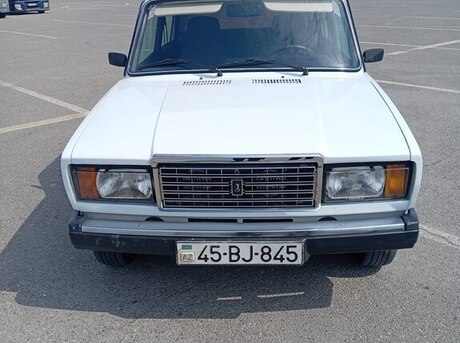 LADA (VAZ) 2107