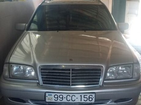 Mercedes C 180