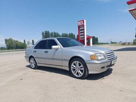 Mercedes C 220