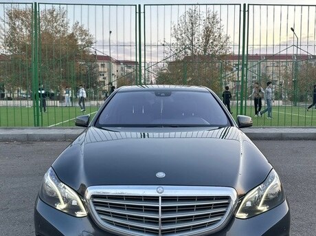 Mercedes E 220