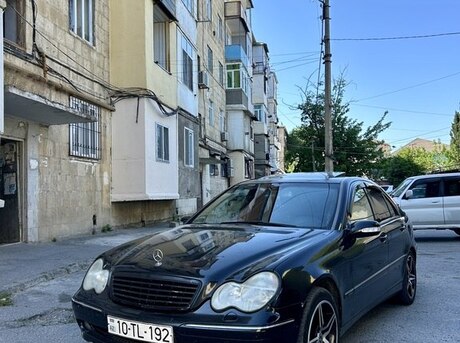 Mercedes C 320
