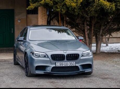 BMW 528