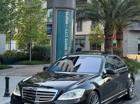 Mercedes S 320