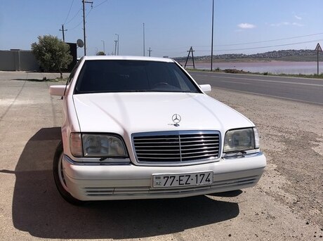 Mercedes S 320
