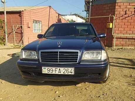 Mercedes C 180