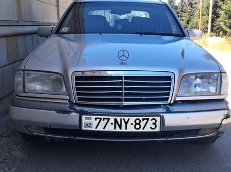 Mercedes C 180