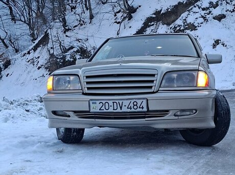 Mercedes C 220