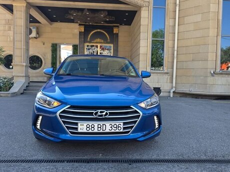 Hyundai Elantra