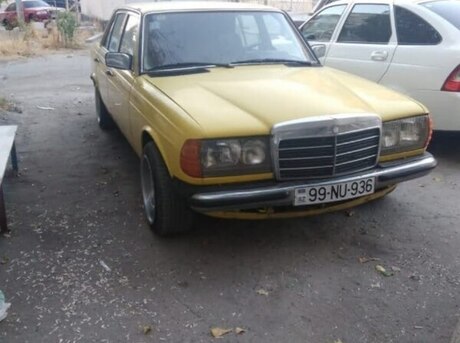 Mercedes 200 D