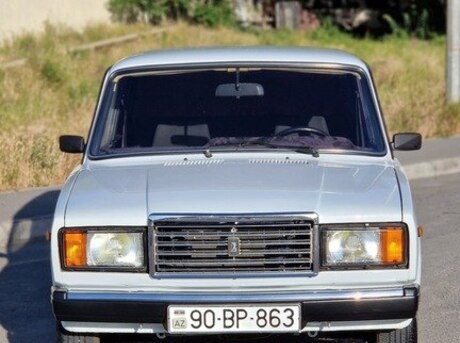 LADA (VAZ) 2107