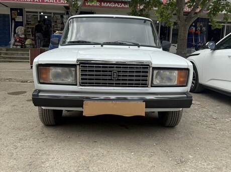 LADA (VAZ) 2107