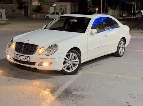 Mercedes E 220