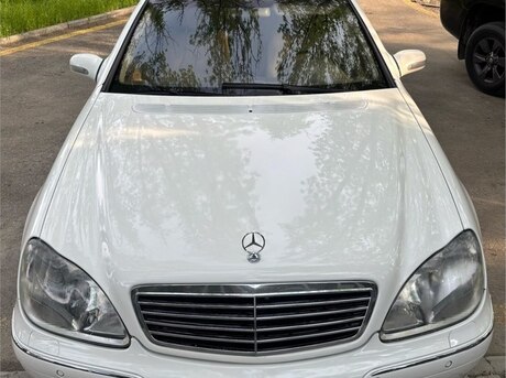 Mercedes S 320