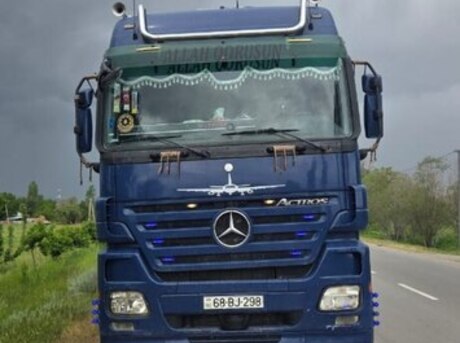 Mercedes Actros 1844
